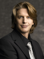 Nicolas Ehrschwendner, Attingo