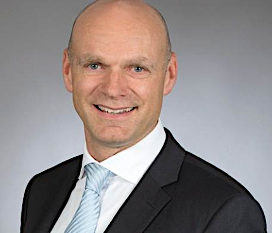 pink-elephant-greg-hansbuer