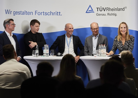 tuev-rheinland-paneldiskussion-autonomes-fahren-made-in-germany