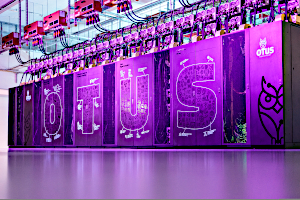 universitaet-paderborn-supercomputer-otus